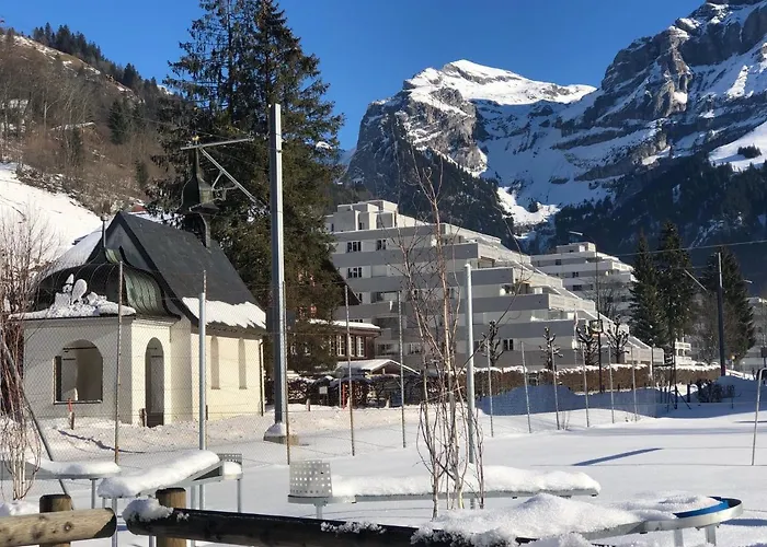 Private Host דירה